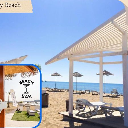 Luxury Sea View Two Bedroom Apartment In Caesar Resort & Spa, Long Beach Perivolia tou Trikomou 外观 照片