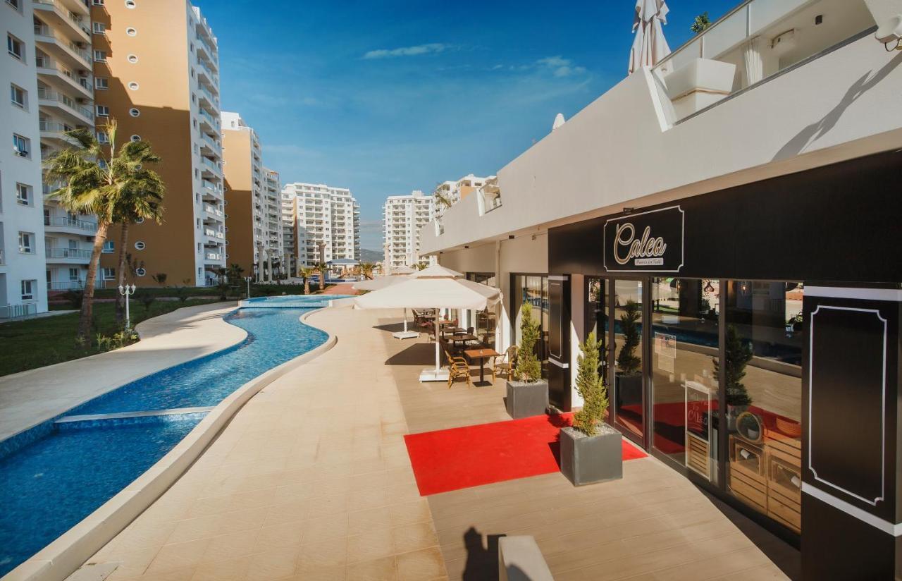 Luxury Sea View Two Bedroom Apartment In Caesar Resort & Spa, Long Beach Perivolia tou Trikomou 外观 照片